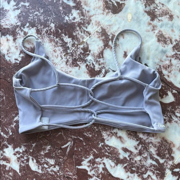 Colorful Sports Bras Collection - Picture 5 of 9